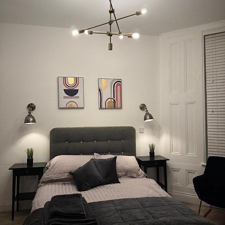 Seaside Studio Apartment Weston-super-Mare Buitenkant foto