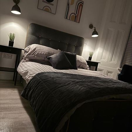 Seaside Studio Apartment Weston-super-Mare Buitenkant foto