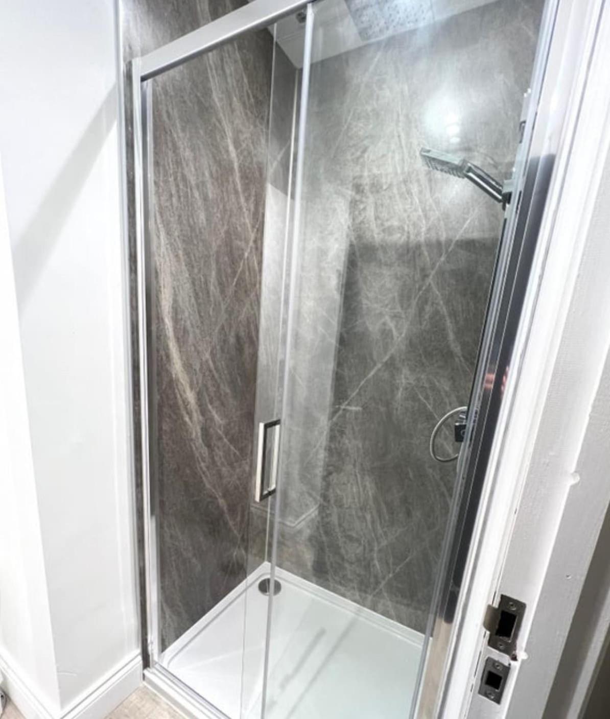Seaside Studio Apartment Weston-super-Mare Buitenkant foto