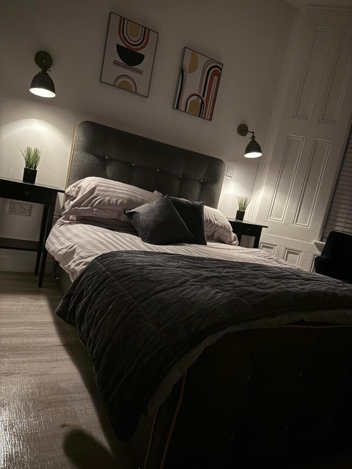 Seaside Studio Apartment Weston-super-Mare Buitenkant foto